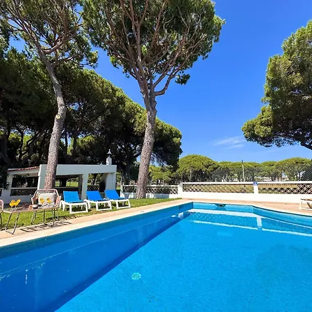 Vista Golf By Becherish Bicas