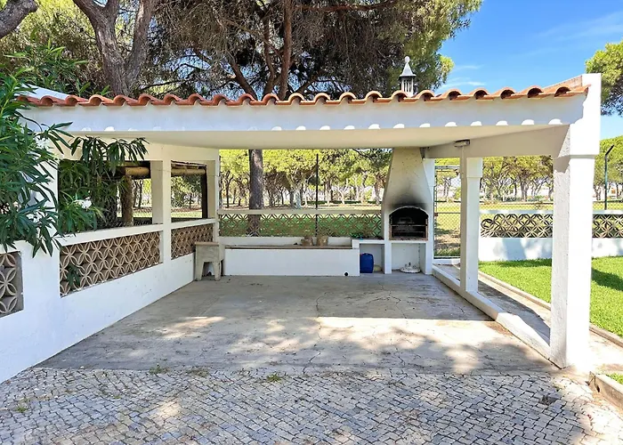 Vila Vista Golf By Becherish